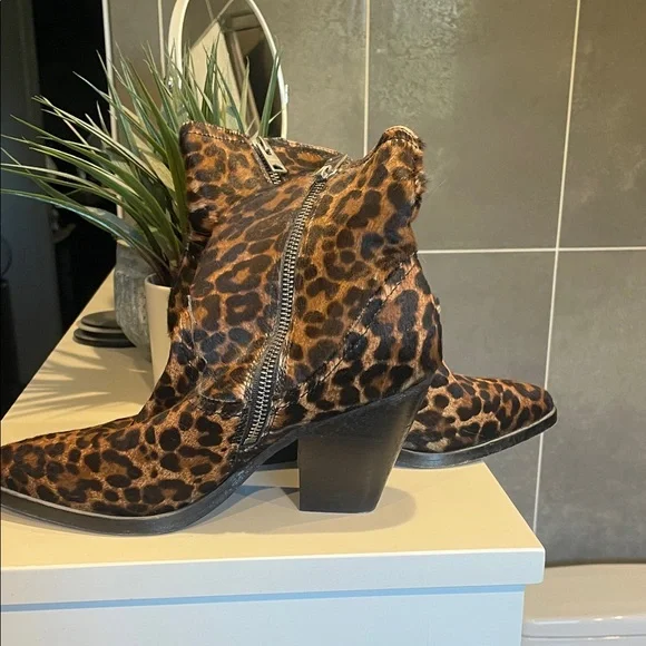 All Saints Leopard Print Ankle Boots - Picture 4 of 4